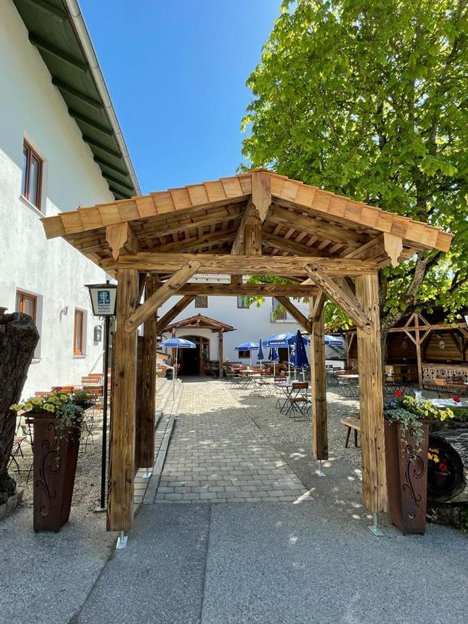 Landgasthaus Zur Linde Pleiskirchen Exteriör bild