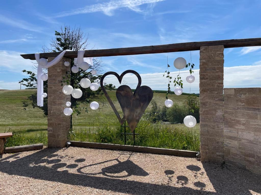 Landgasthaus Zur Linde Pleiskirchen Exteriör bild
