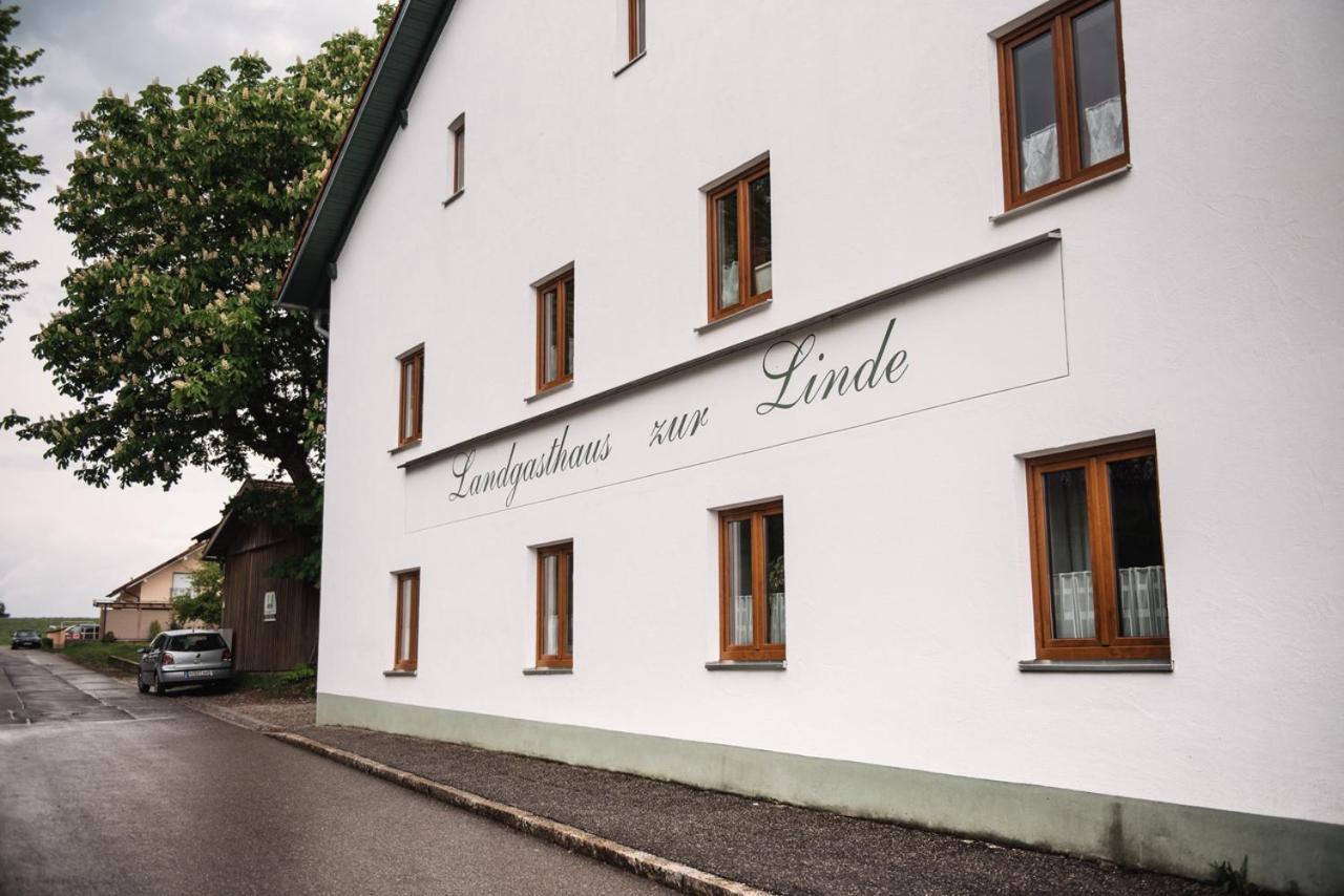Landgasthaus Zur Linde Pleiskirchen Exteriör bild